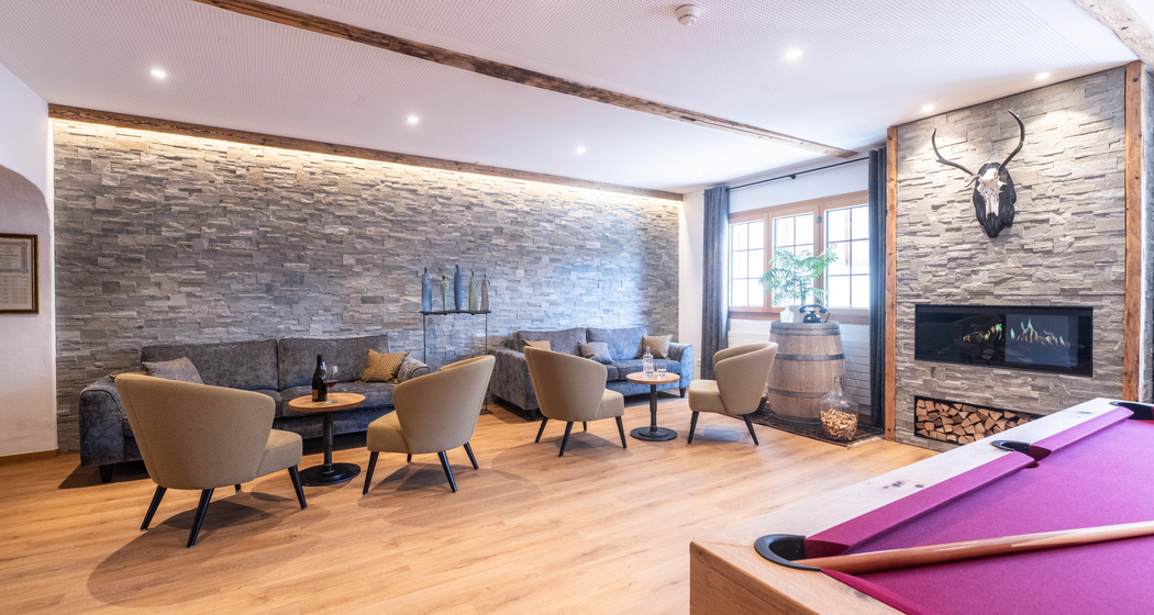 Hotel_LaCruna_Lounge_Billard_Web-4686.jpg