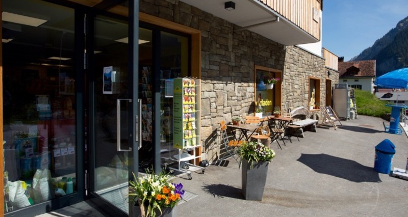 Dorfladen Safien Platz (nsp_img_09dc2db)