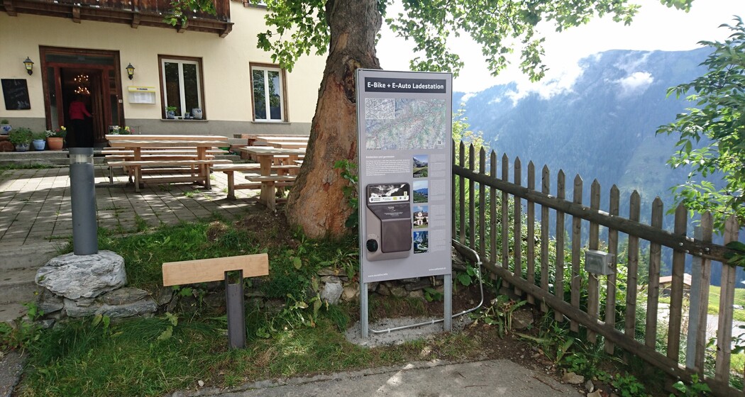 E-Bike Ladestation, Berghotel Alpenblick Tenna (nsp_img_14a95d5)