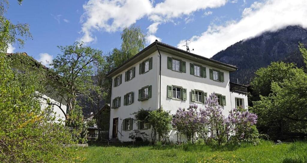 Ferienwohnung Melchior - Appartment mit Terasse, Andeer (nsp_img_16b1010)