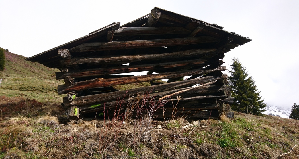 Tgamon Tocfs − Historische Heuhütten im Parc Ela (nsp_img_1af88c6)