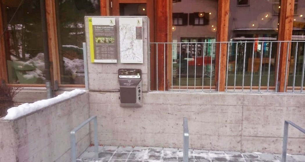 E-Bike Ladestation, Mineralbad Andeer (nsp_img_8334950)