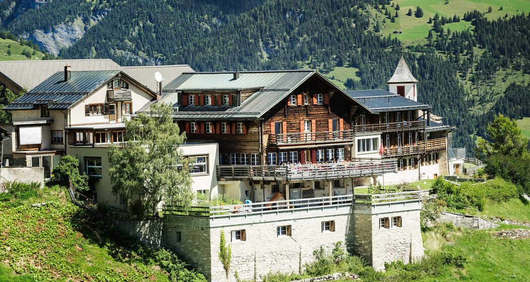 E-Bike Ladestation, Hotel Capricorns, Wergenstein (nsp_img_a035823)