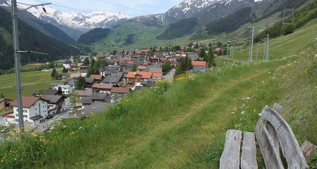 Blick zurück nach Sedrun