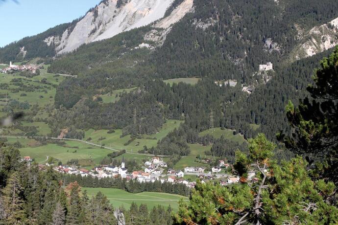 Veduta di Surava e Brienz/Brinzauls