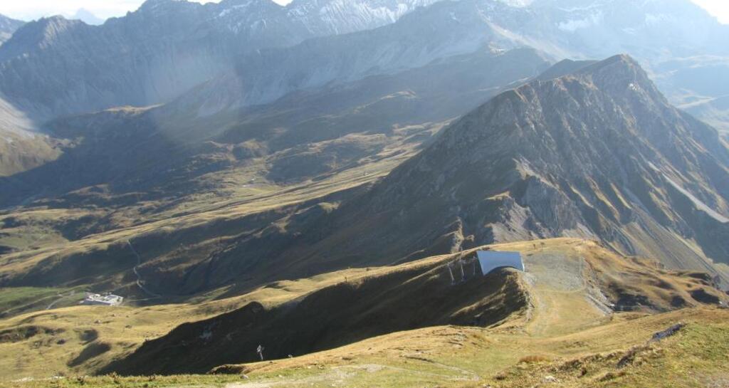 Weisshorn Gipfel Blick Richtung Carmennahütte