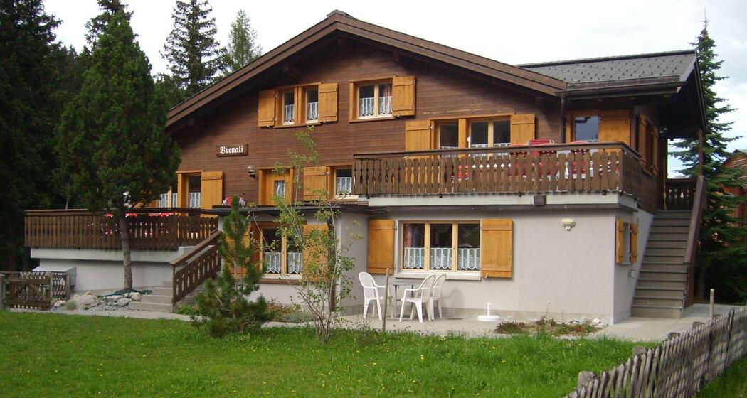 Chalet Vrenali im Sommer 1