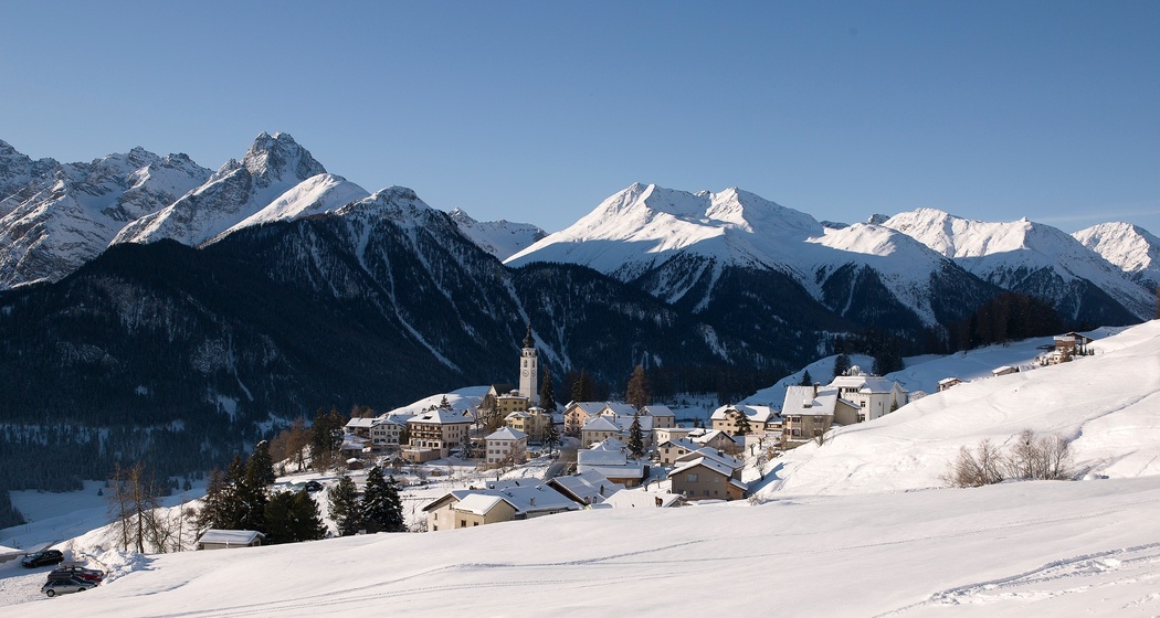 Blick auf das Dorf Ftan