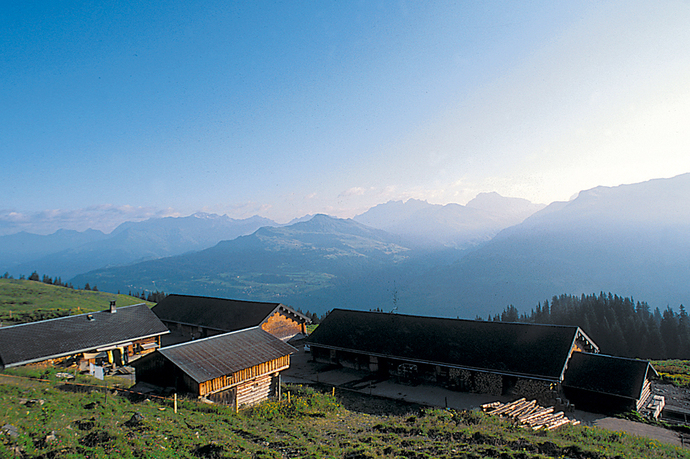 Kuhalp Conterser Duranna