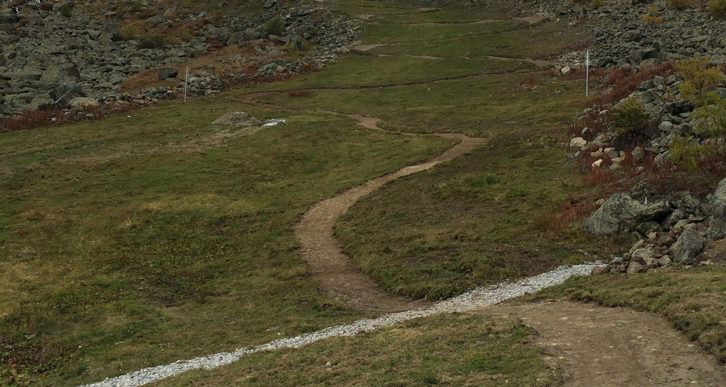 Duty Free Ride Laret-Samnaun [SchweizMobil-Nr. 697] (oua_13719239_image)