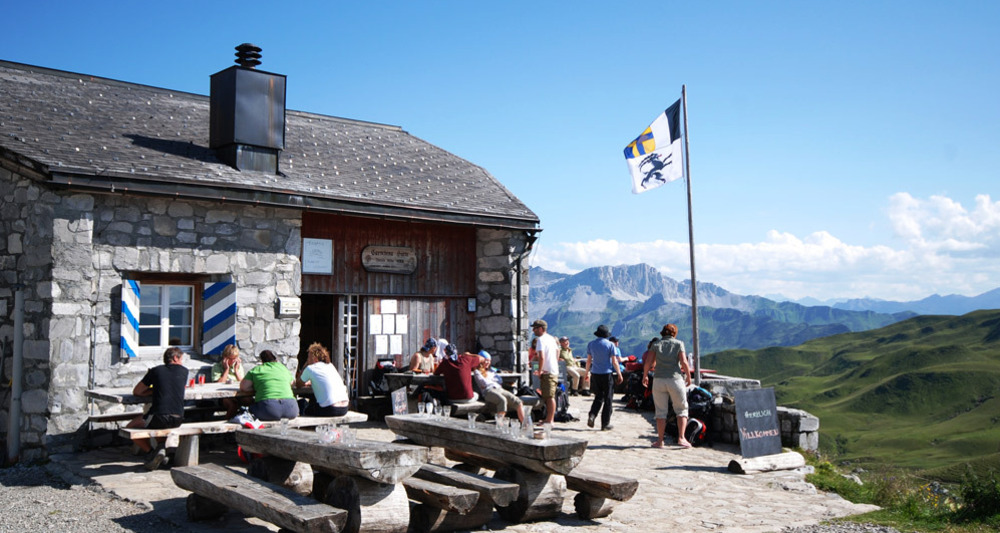 Rast in der Carschinahütte, Partnun, St. Antönien