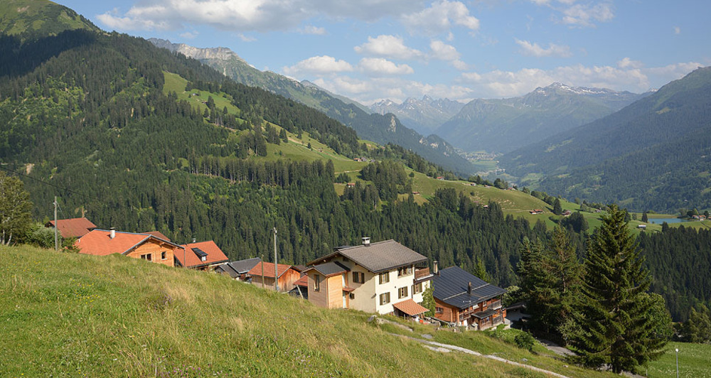 Blick über Pany aufs hintere Prättigau
