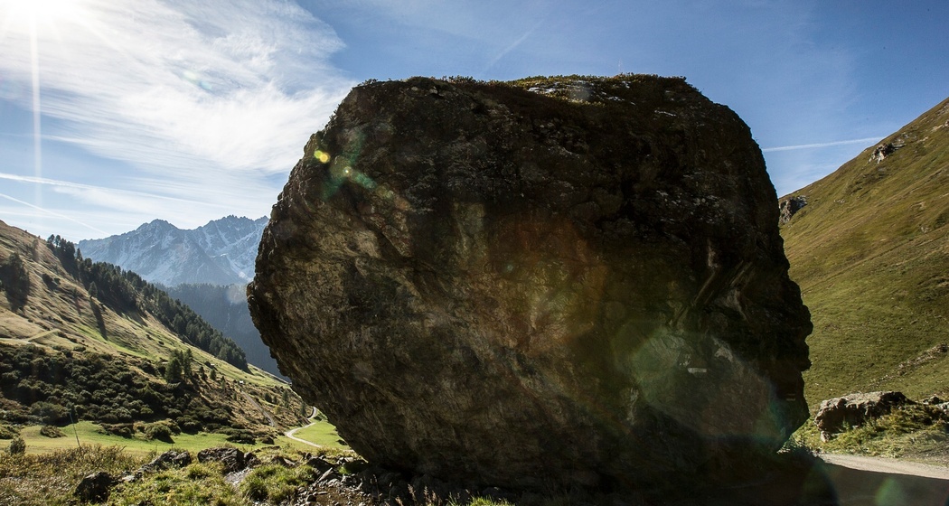 Alpstein, Findling unterwegs zur Alp Trida