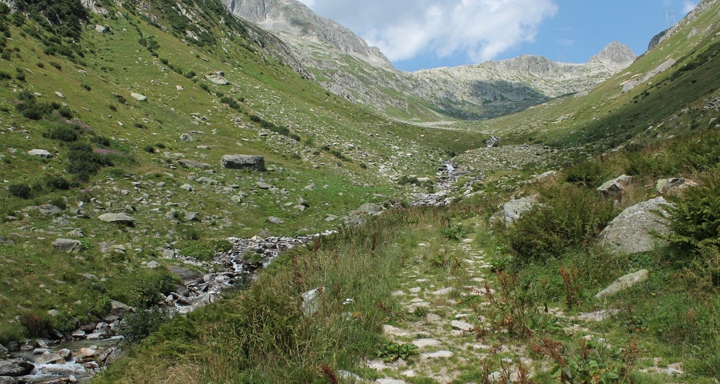 Aufstieg durch das Val Milà