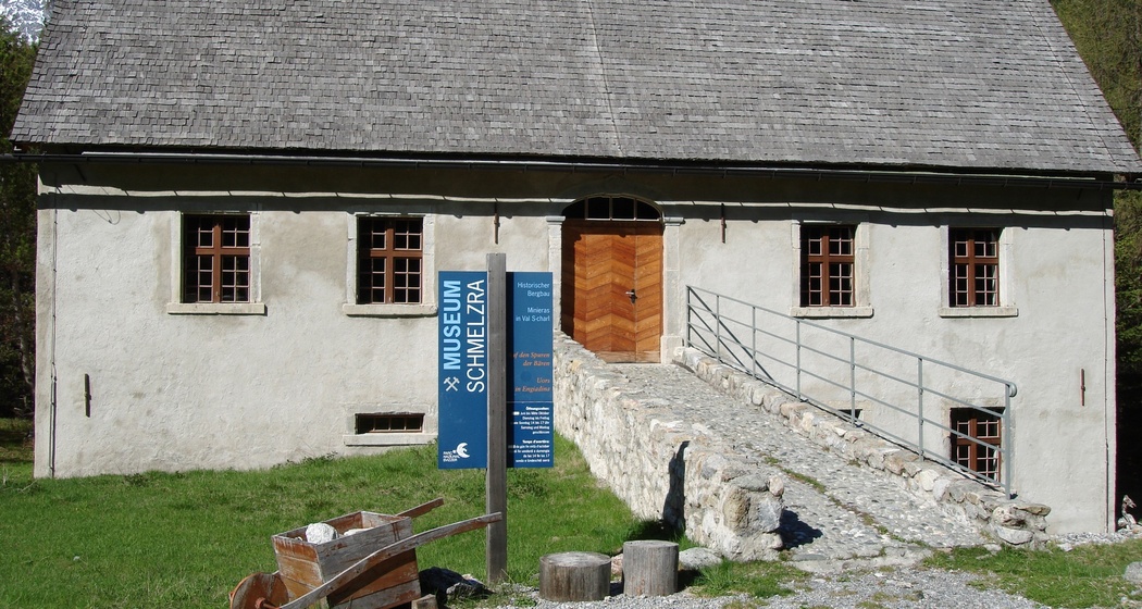 Museum Schmelzra S-charl mit Bärenausstellung (oua_16915411_image)