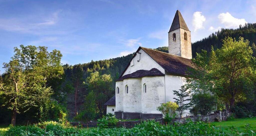 Kirche St. Peter Mistail