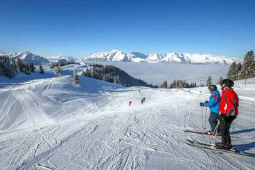 Skipiste Grüsch Danusa mit Blick auf Nebelmeer