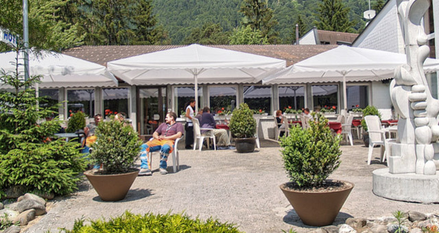 Grosse, gemütliche Terrasse