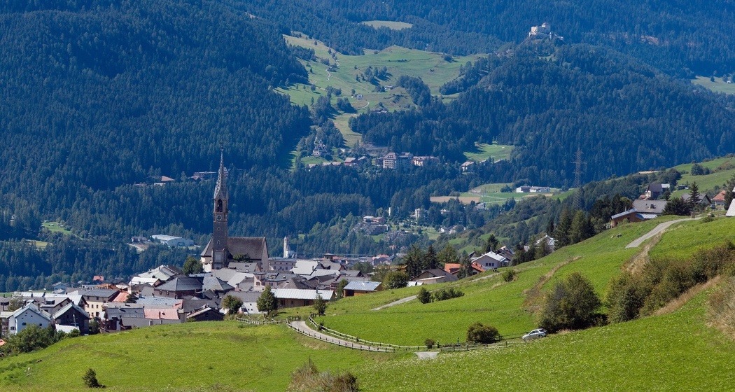 Das Engadiner Dorf Sent