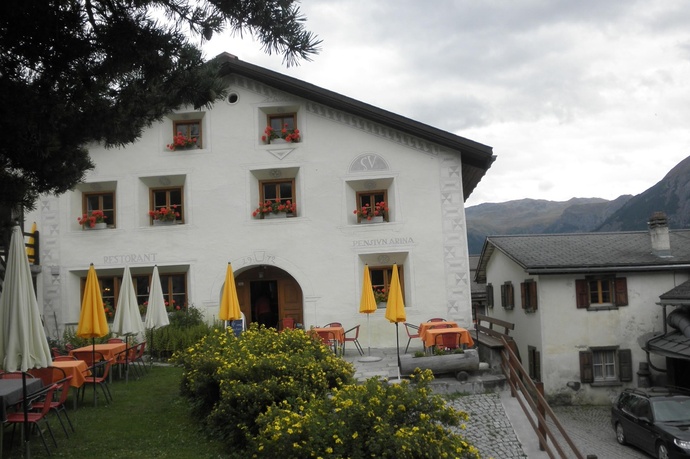 Die Pension Arina von aussen