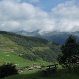 Mutschnengia mit der Anhöhe Stagias