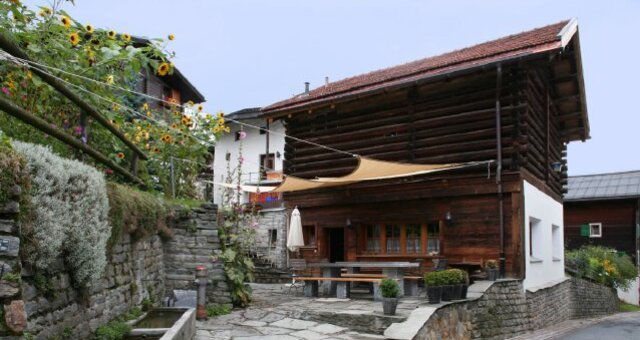 Casa da Luzi in Surcasti