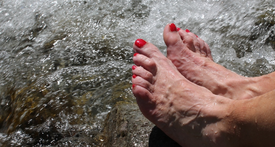 Frisches Wasser für die müden Füsse