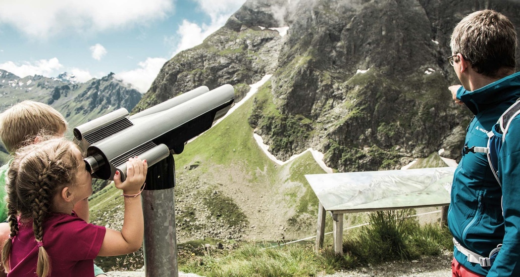 Wer beobachtet sieht mehr!