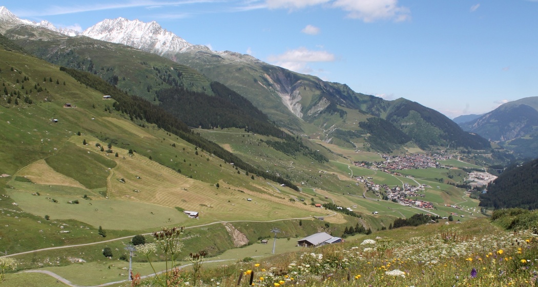 Aussicht von Milez ins Tal