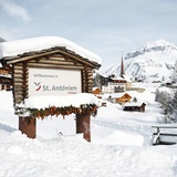 Der Winterwanderweg startet in St. Antönien