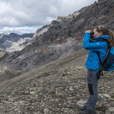Im Abstieg von der Fuorcla Trupchun aus lassen sich im Sommer immer wieder Rothirsche und Steinböcke beobachten.