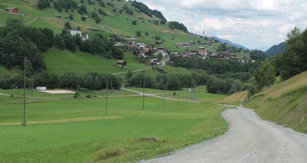 MTB Family: Disentis – Trun (oua_20339715_image)