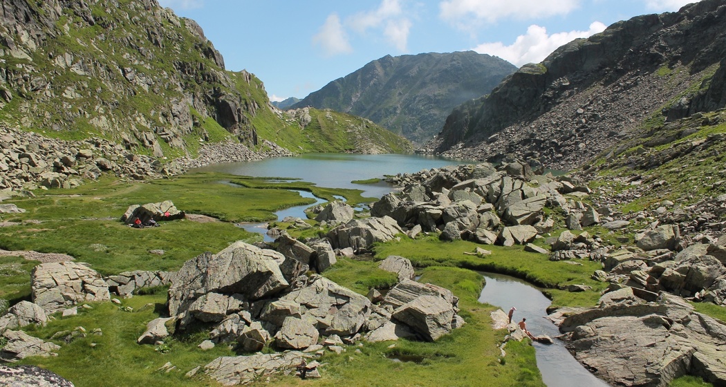 Blick zurück vor dem Aufstieg zum Piz Badus