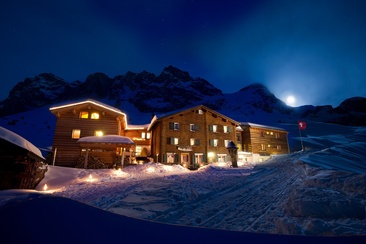 Berghaus Sulzfluh: Mitten in der Natur.