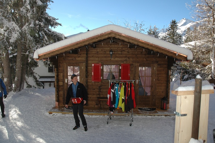 Cross-country skiing and snowshoe centre Geeser