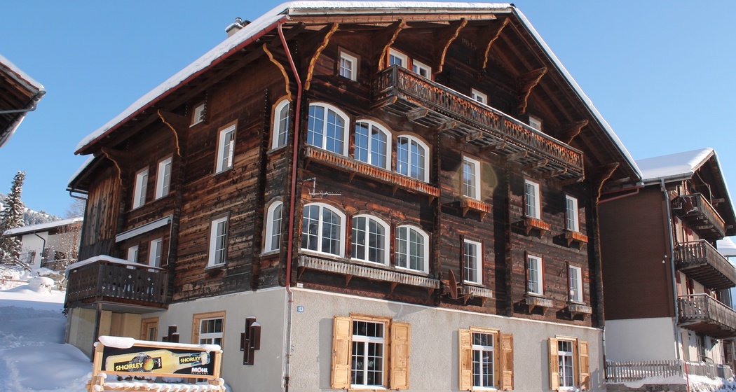 Cuschina menono im Parterre Winter