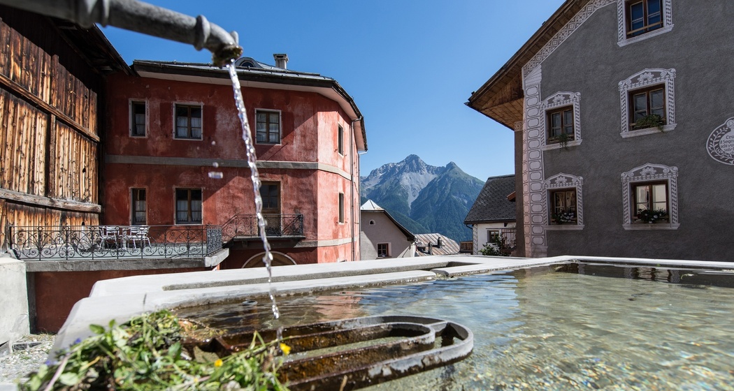 Das Engadiner Dorf Tschlin.