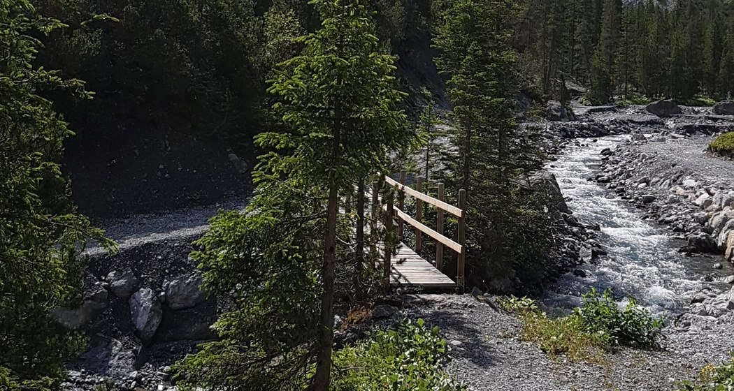 Die Alteinwasserfälle aus der Ferne