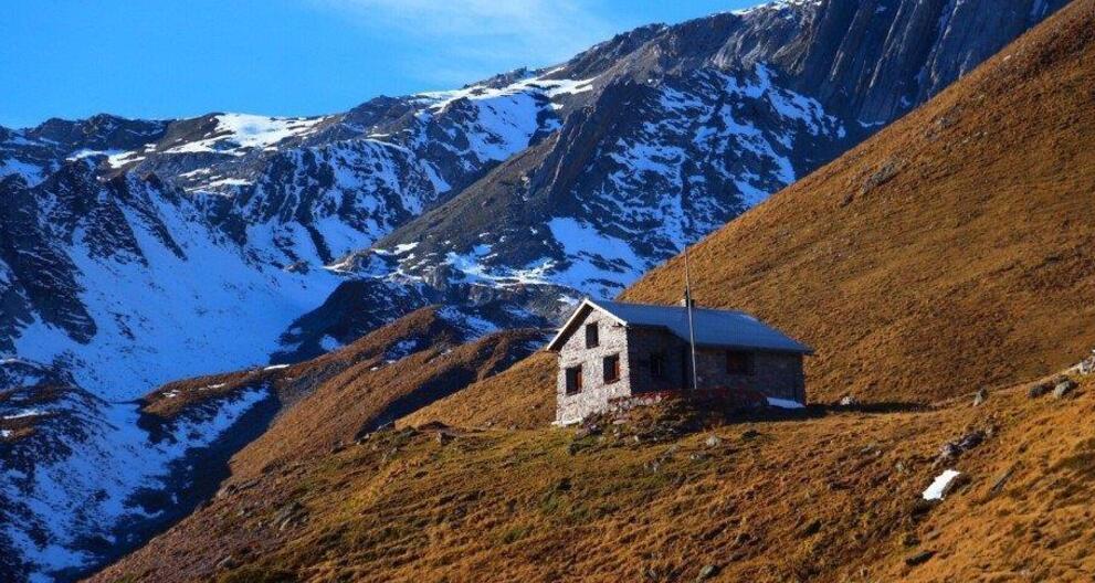 Ramozhütte im Herbst
