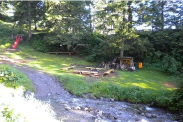 Foresta dell'acqua del pozzo del fuoco