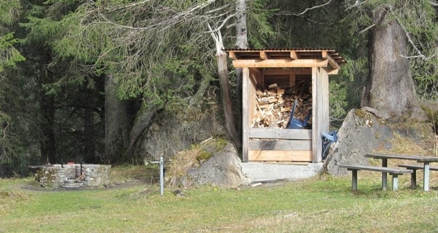 Feuerstelle Znüni-Platz