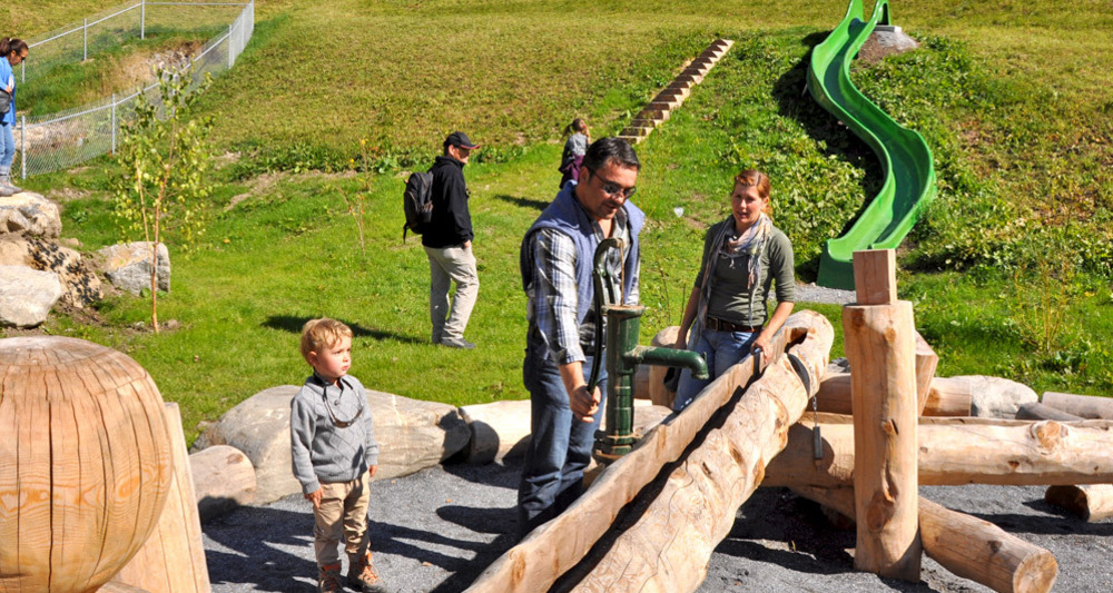 Steinbockspielplatz Wasserspiel