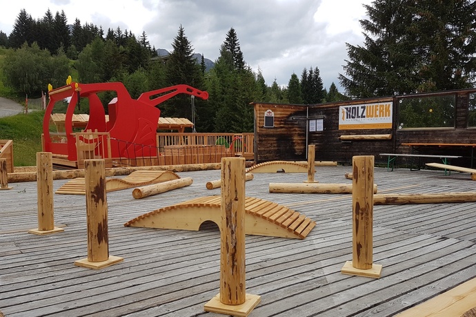 Spielplatz und „LIKEaBIKE Park“ Tigignas (oua_23412655_image)