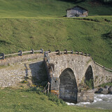 Alte Landbrücke in Hinterrhein