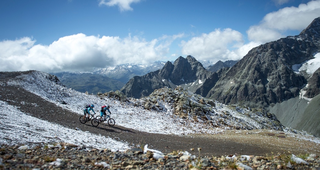 Vor dem Abzweiger zur Fuorcla Schlattain
