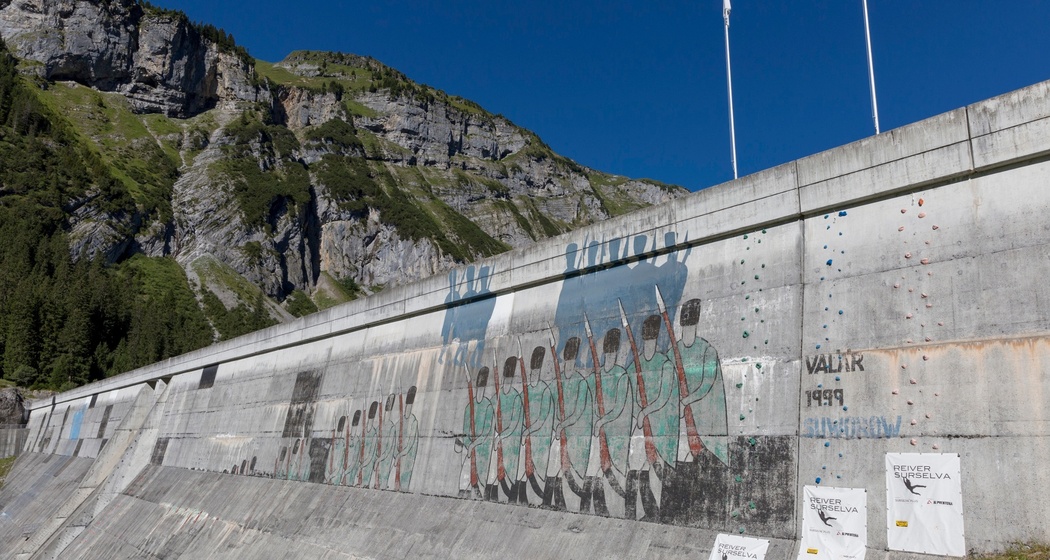 Staumauer am Lag da Pigniu