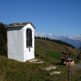 Giatreis saint's niche