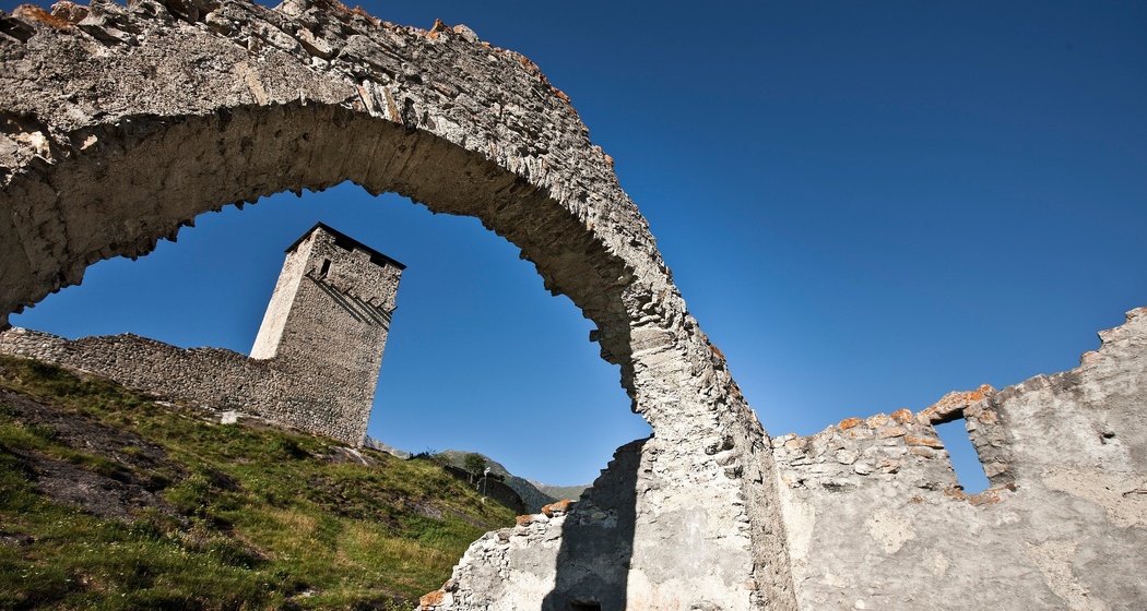 Schlossruine Steinsberg Ardez (oua_23841566_image)