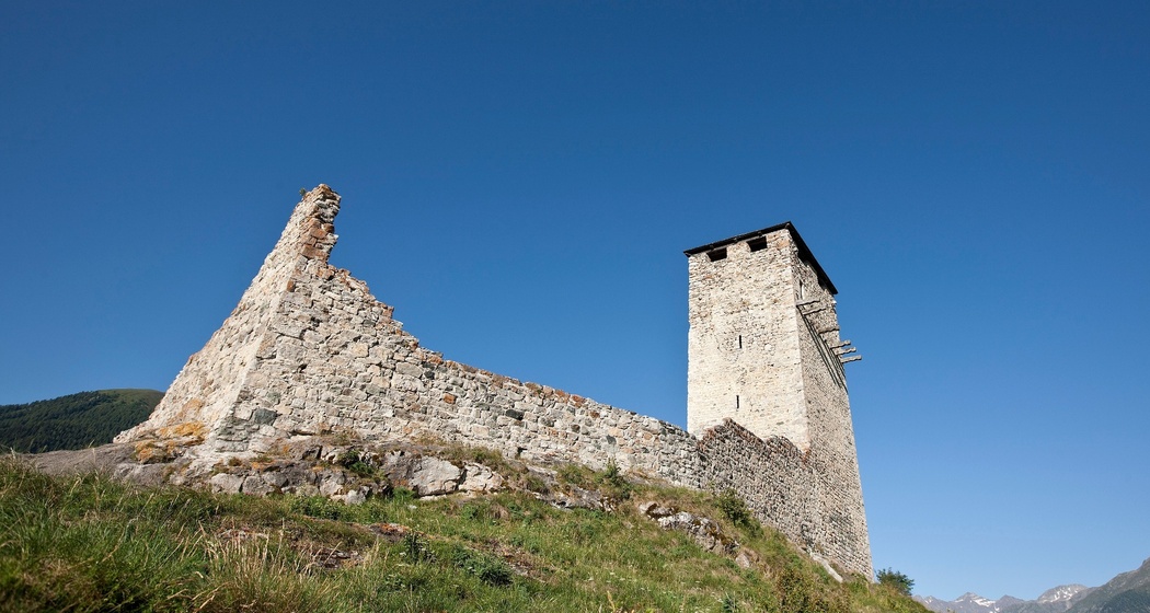 Schlossruine Steinsberg Ardez (oua_23841567_image)
