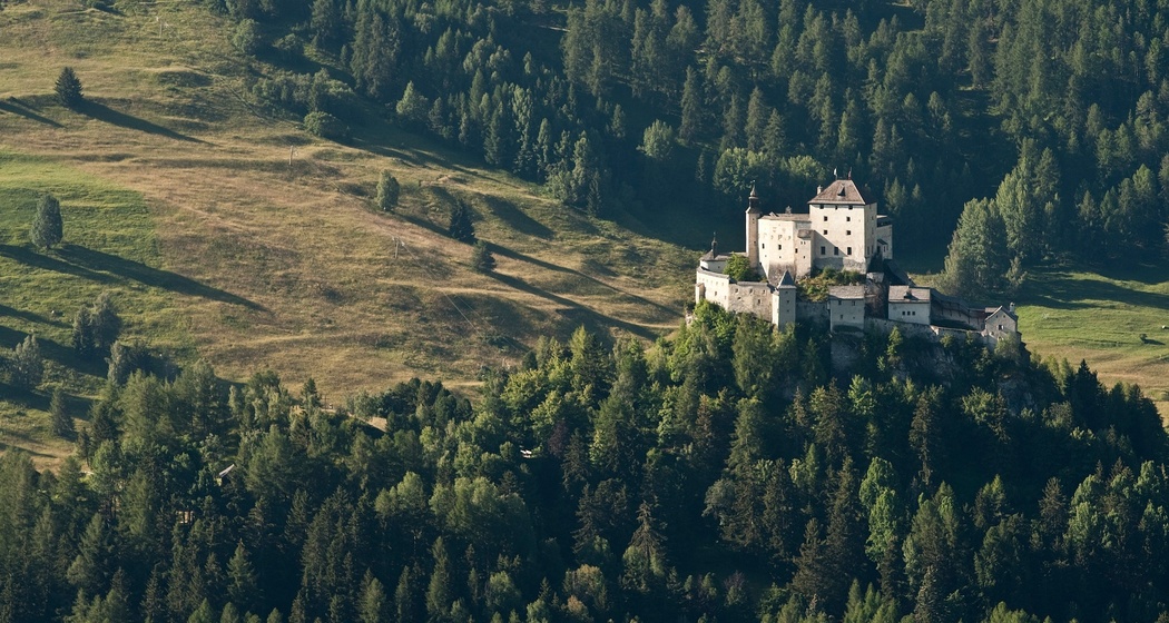 Schloss Tarasp (oua_23846916_image)